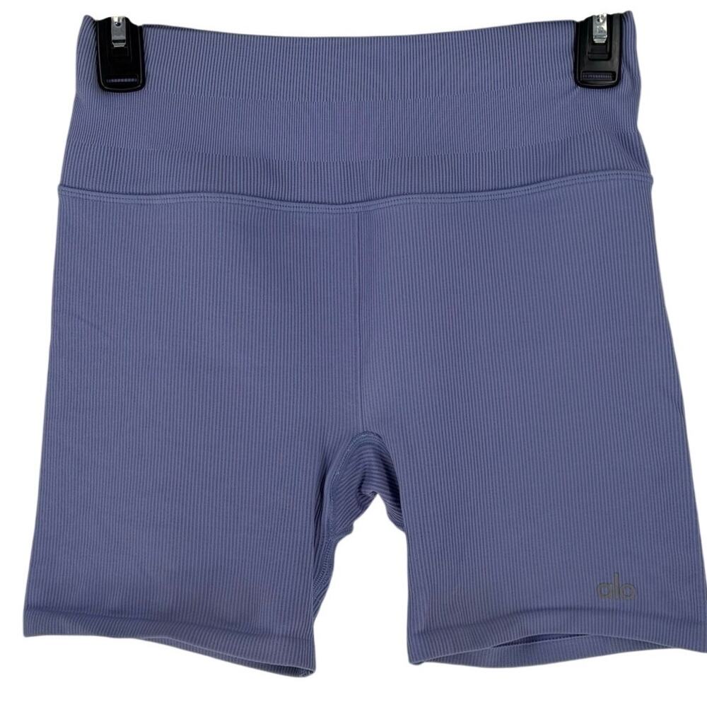 ALO 5" Seamless Ribbed Favorite Short Size Small Athletic Elastic Waist EUC